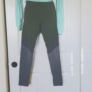 Strut This Yoga leggings
